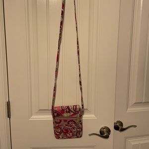 Vera Bradley small crossbody. Like new!